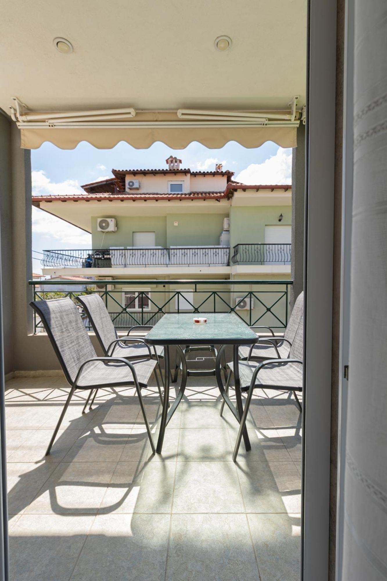 Toli Apartments Kallithea  エクステリア 写真